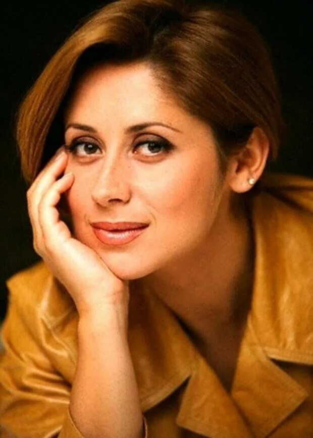 Маиза клон. Фабиан клон. Фабиан клон. Фото лары фабиан в молодости. Фабиан клон.