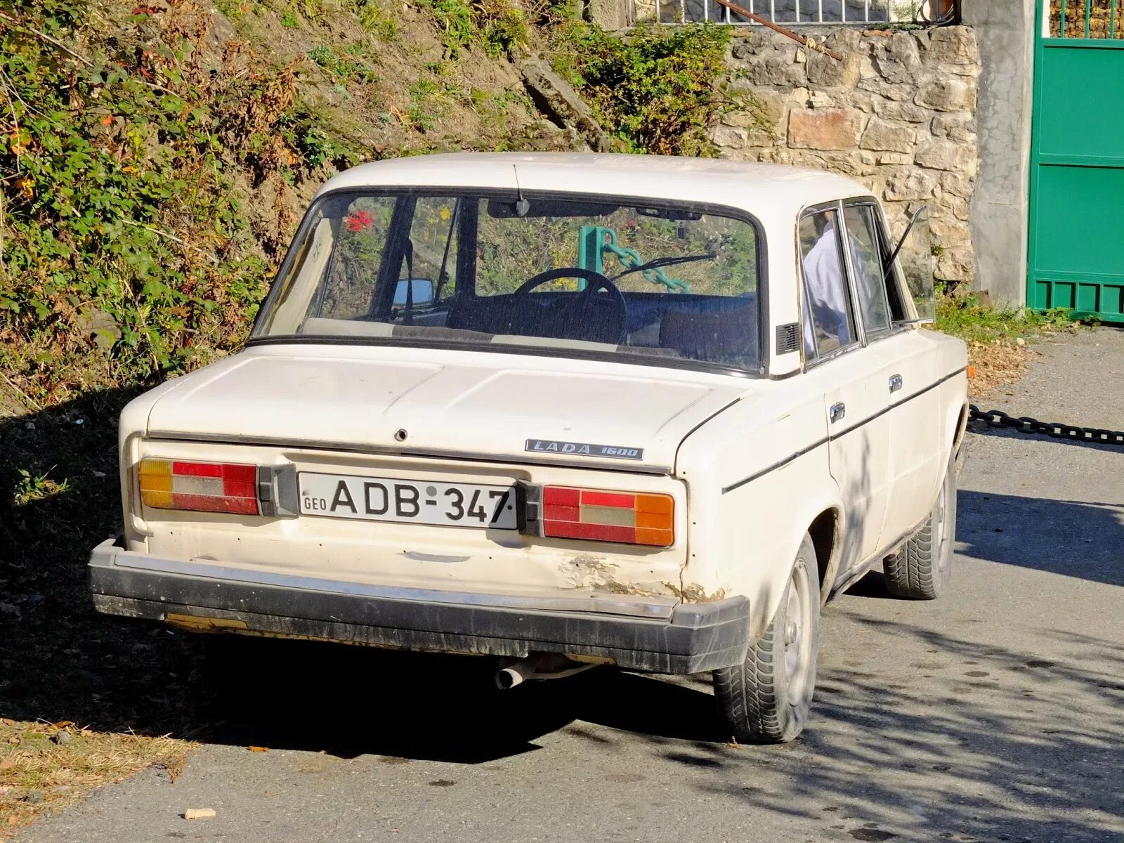 Жигули с грузинскими номерами. Жигули парков задние 05. Абхаз авто машины Жигули. Жигули Волга Чечня.