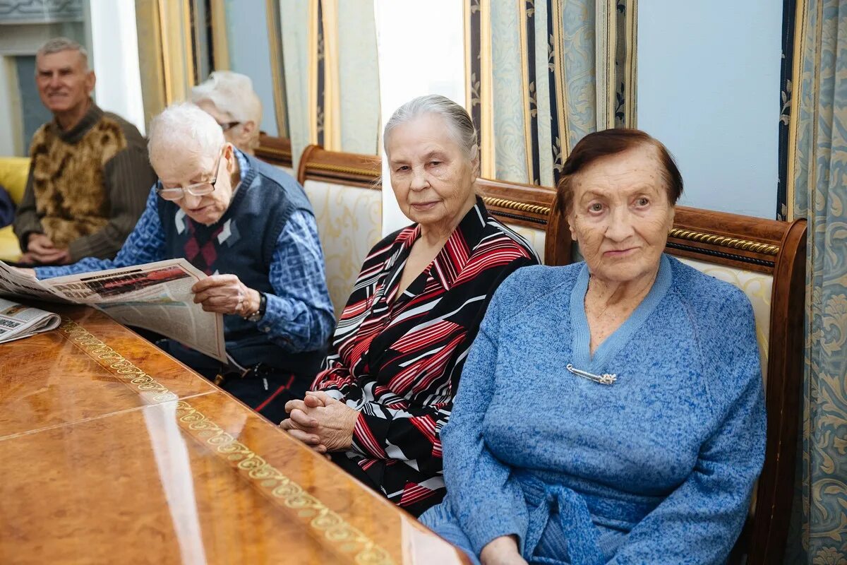 Гериатрический центр для пожилых. Тёплые беседы пансионат зеленоград 2. Уютный уголок пансионат для пожилых. Пансионат для людей с деменцией. Дом пенсионеров.