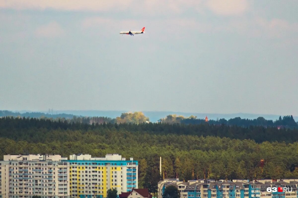 Полет на мотопараплане. Летают в самаре. Авиационный туризм. Ан 26 над самарой. Вертолёт в самаре.