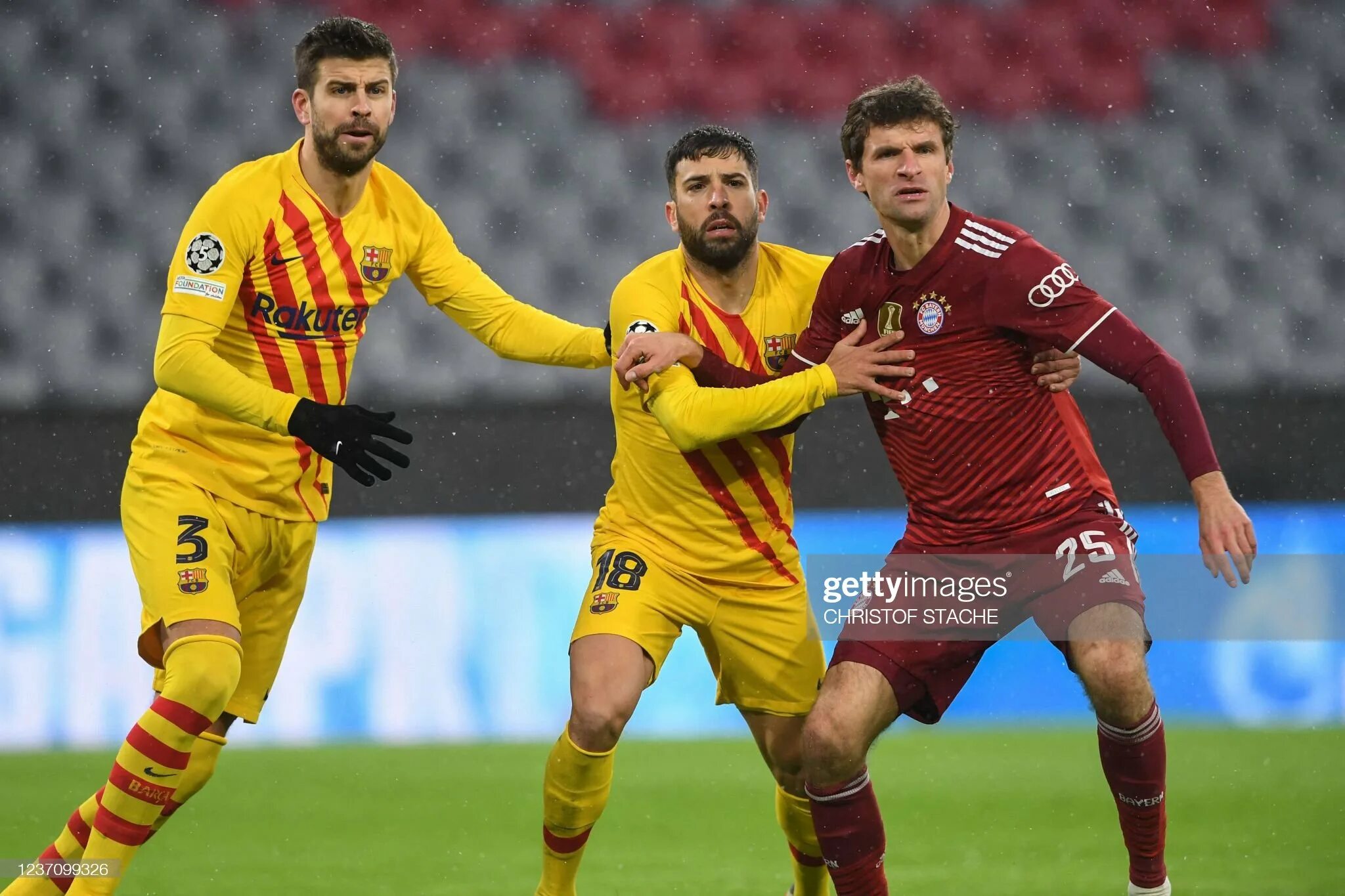 Бавария барселона 3 0. Барса бавария 2 8. Барса бавария матч тв. Бавария фк барселона. Барса бавария матч тв.