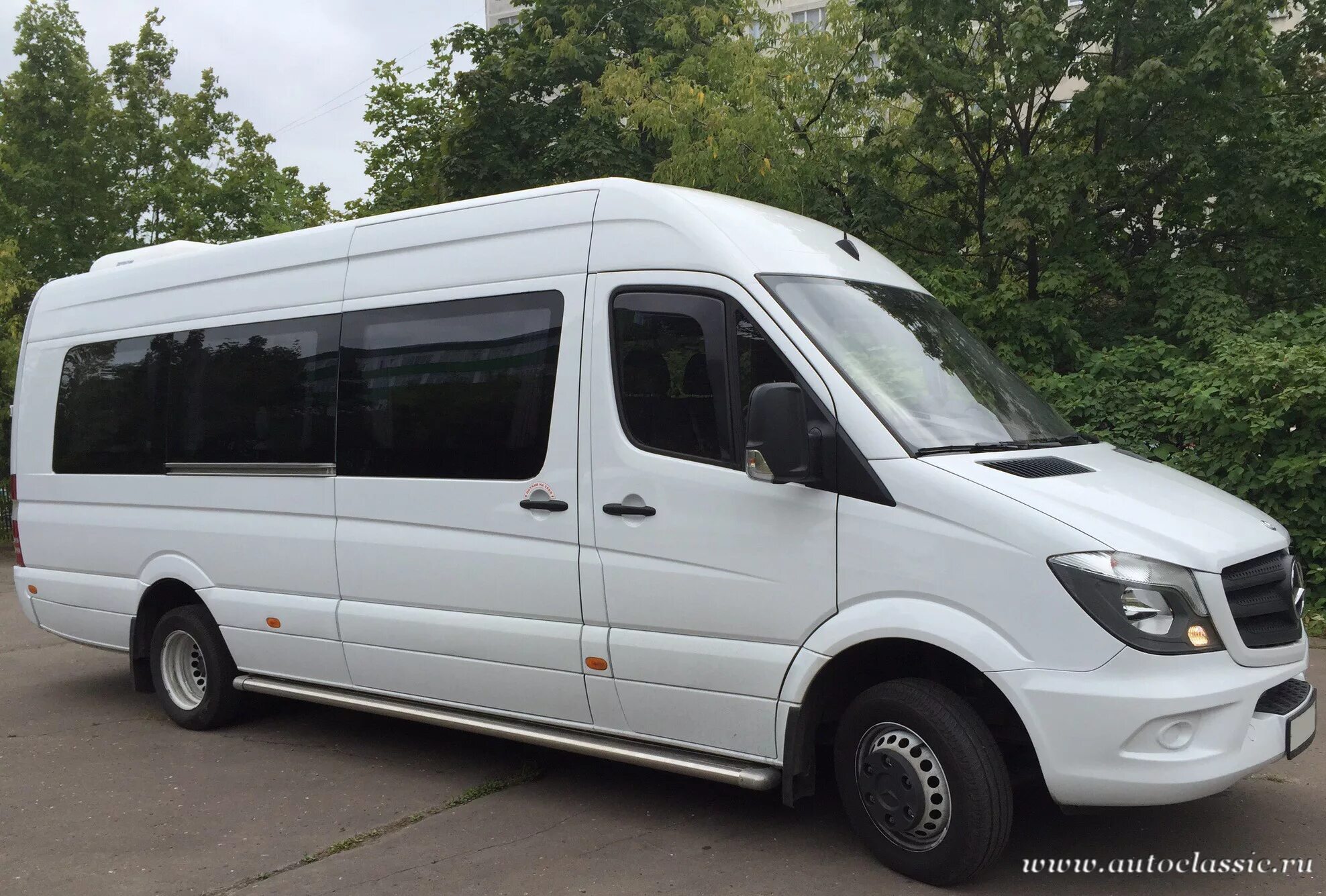 Мерседес Спринтер 20 мест. Мерседес Спринтер 19. Mercedes-Benz Sprinter 19 мест. Мерседес Спринтер 19 мест.