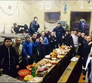 Застолье в колонии