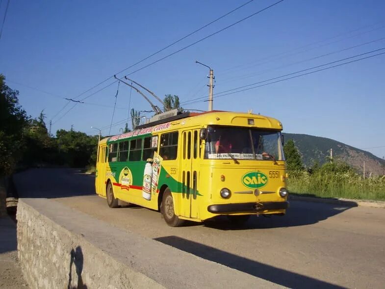 Троллейбусный маршрут симферополь ялта самый в мире. Троллейбус 52 Симферополь Ялта. Троллейбусная трасса Симферополь Ялта. Троллейбус Ялта Краснокаменка. Троллейбус 41 Ялта Краснокаменка.