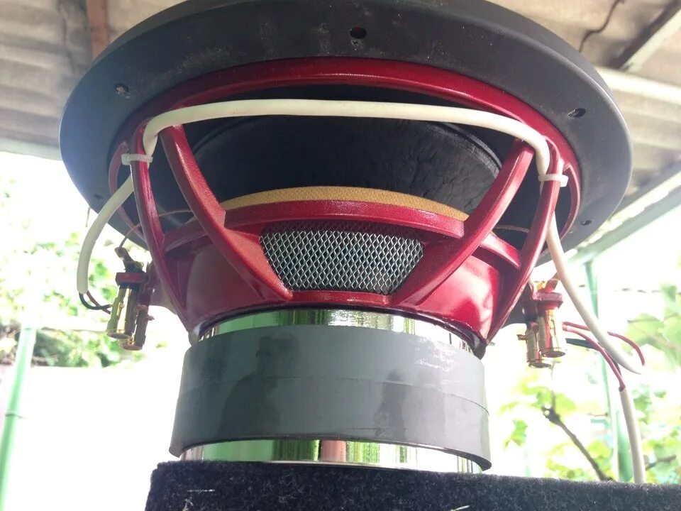 Alpine swr 12d2 короб зя. Сабвуфер прайд st12. Громкие колонки для пк. Прайд 2000 ватт сабвуфер. Сабвуфер супра 10d.