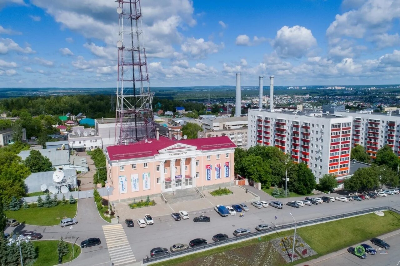 Вб уфа. Телецентр Уфа. Телебашня Уфа. Уфа Телецентр с вышкой. Телецентр Уфа площадь.