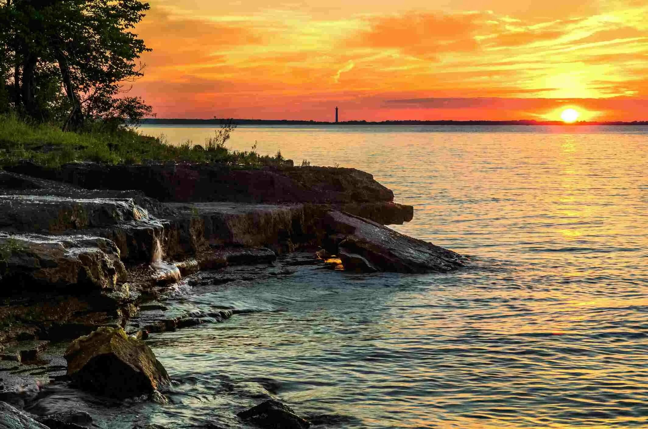 Озеро эри канада. Природа озера эри. Штат огайо озеро эри. Озеро эри северная америка. Озеро эри канада.