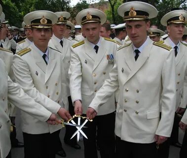 Цвет морских офицеров