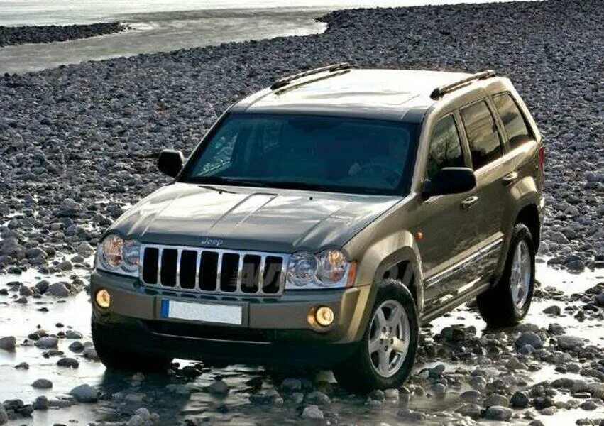 Джип гранд чероки дизель купить. Jeep Grand Cherokee 2005. Jeep Grand Cherokee 2005 4.7. Jeep Grand Cherokee 4.7. Джип Гранд Чероки 2005.