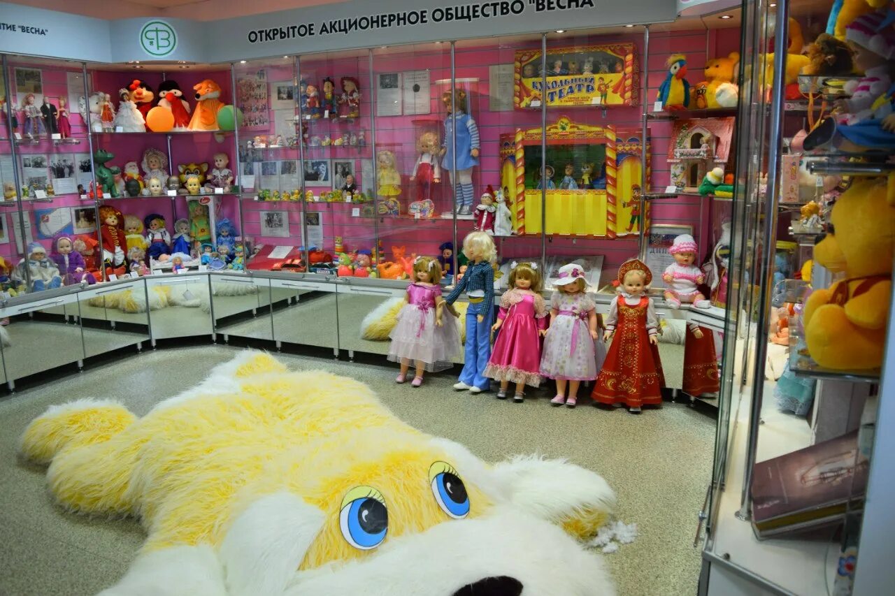 самый большой магазин в кирове. киров фабрика игрушек. киров фабрики игрушек оао «весна. магазин фабрики кирова. завод весна киров.