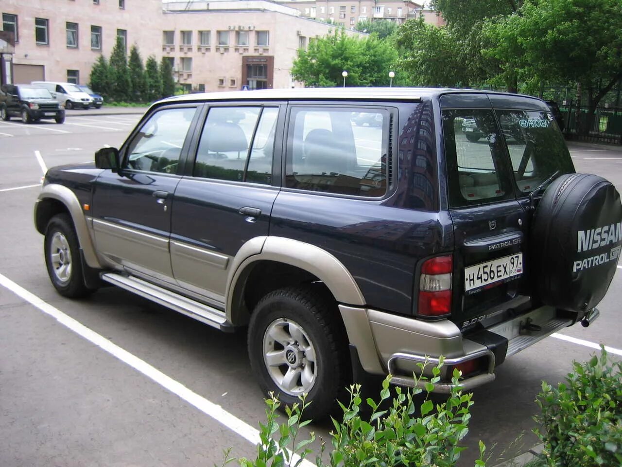 Ниссан патрол 2004. Nissan Patrol 2001. Ниссан патруль 2001. Nissan Patrol 2004.