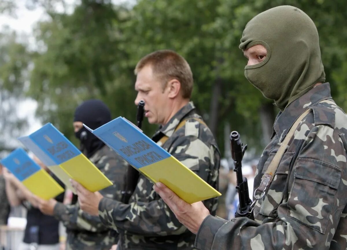 Призыв в ВСУ. Бойцы АТО. Украинская армия. Мобилизация в Украине 2014.