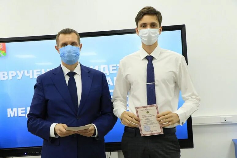 Поколение будущего красноярск. Медсестра класс. Медицинская школа в туле. Гуманитарно-математический лицей тула. Медицинские классы.