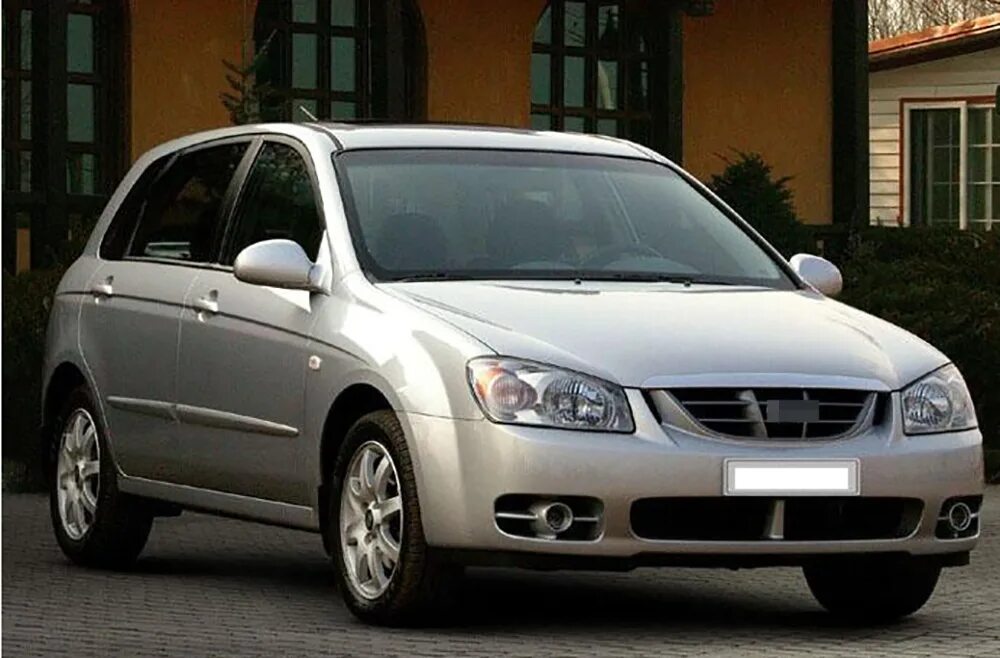 Cerato 1 поколение. Kia Cerato 2007 хэтчбек. Kia Cerato 2004 хэтчбек. Kia Cerato 2004-2008 (LD). Kia Cerato 1 хэтчбек.