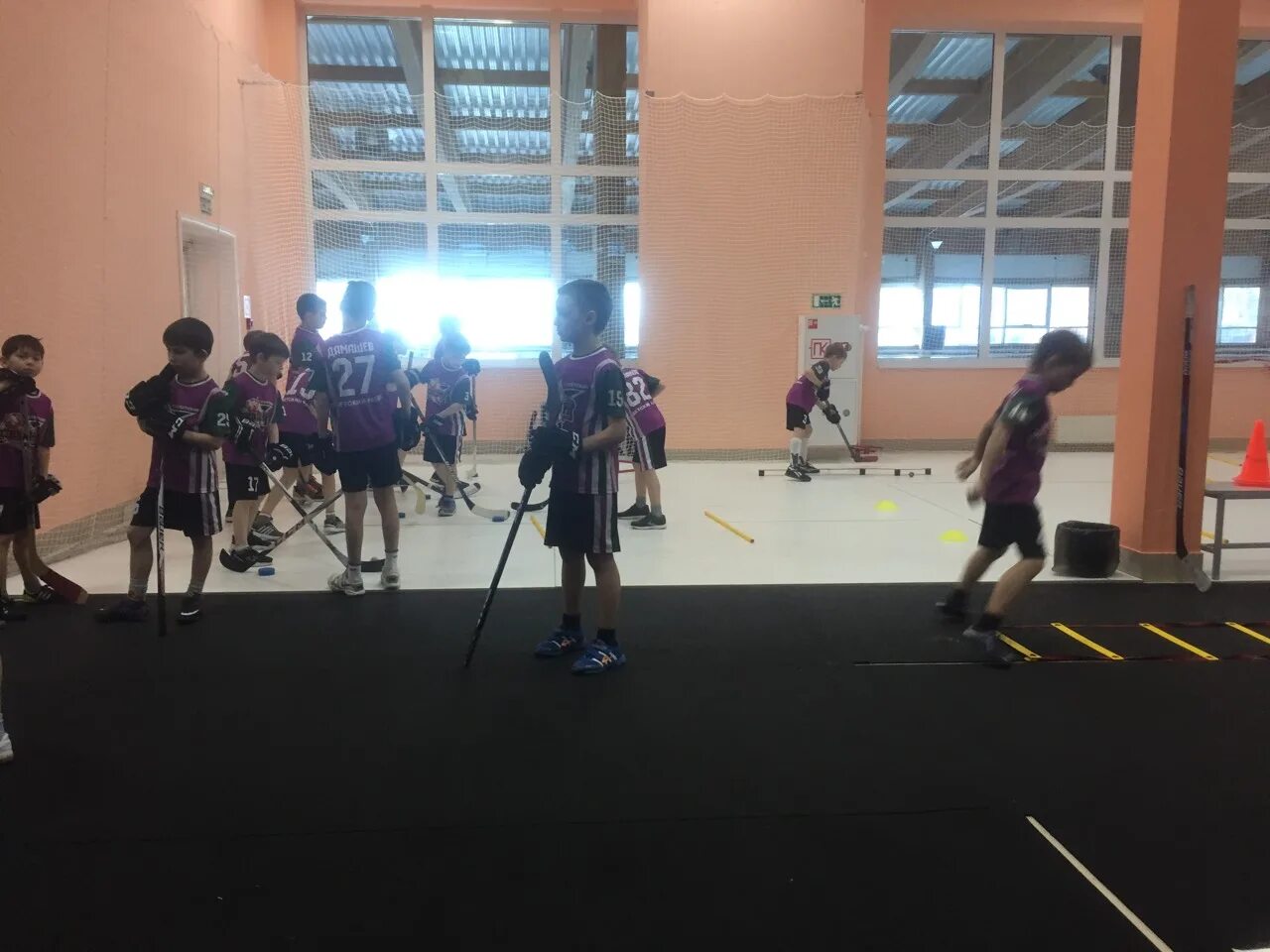 олимп хмао. олимп хмао. эльменя, д. гостиница олимп советский хмао. спорткомплекс сургут университетская бассейн.