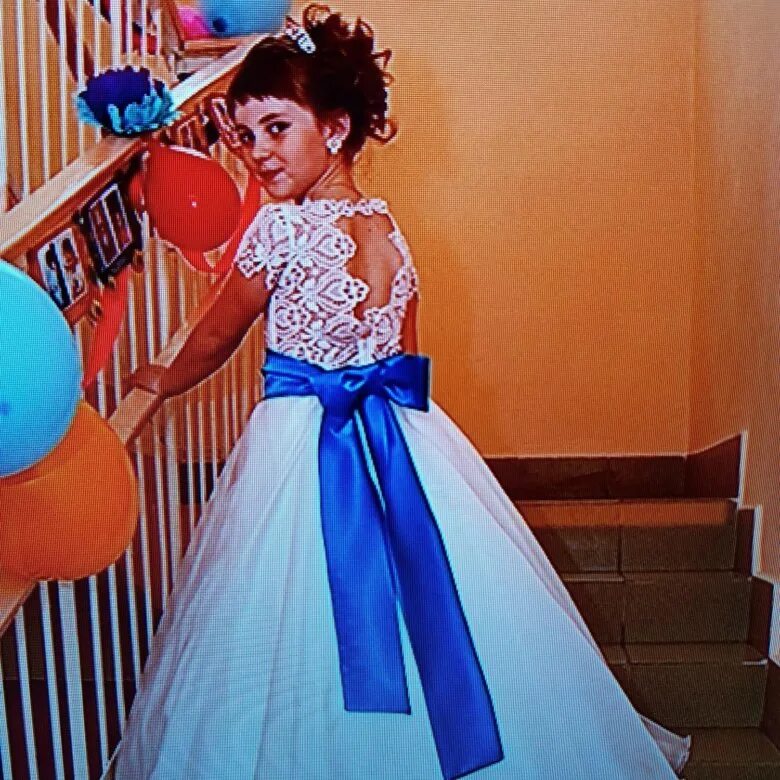 детские платья на авито. турецкие платья для девочек. авито платье 6 лет. детские платья на авито. детские платья нарядные на выпускной в сад.