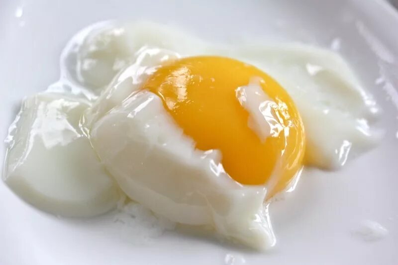 Яйца всмятку. Цинк яичном желтке. 4 Яйца. Egg Whites Egg bites. Калории яйцо без желтка
