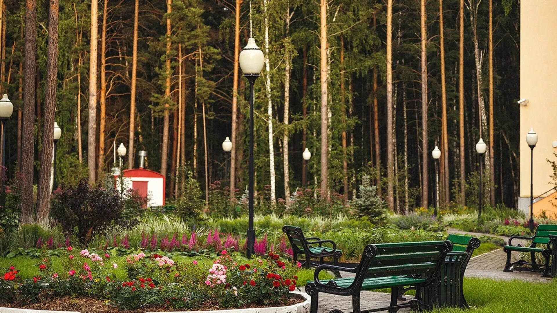 Усадьба на червишевском тракте. Усадьба тюмень червишевский тракт. Малина бор база отдыха тюмень официальный сайт. Лукоморье кемерово база. Турбаза усадьба тюмень.