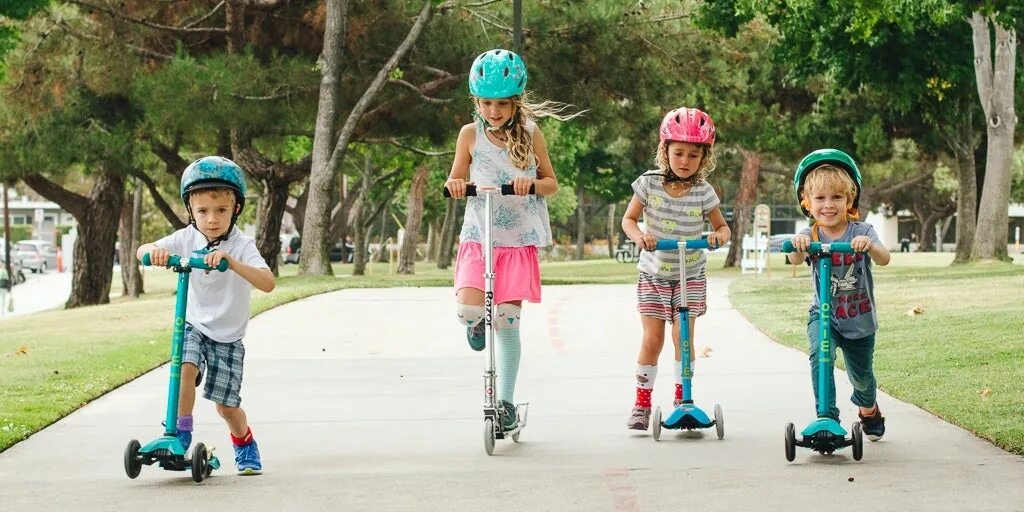 Kids scooter. Детские самокаты. ребенок на самокате. самокат kids. двухколёсный самокат для детей.