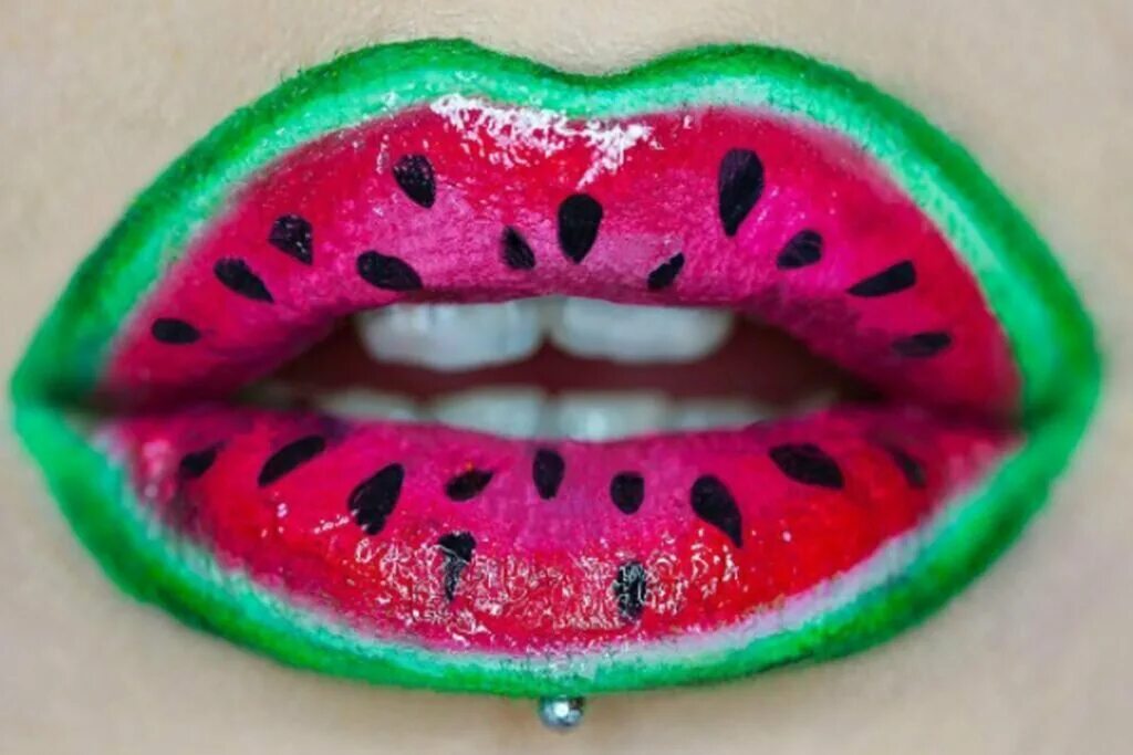 Арбузный цвет. Губы с фруктами. Макияж губ. Необычный макияж губ. Макияж Арбуз.