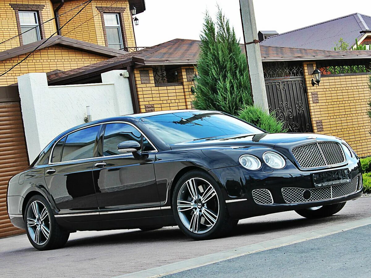 Бентли continental flying spur