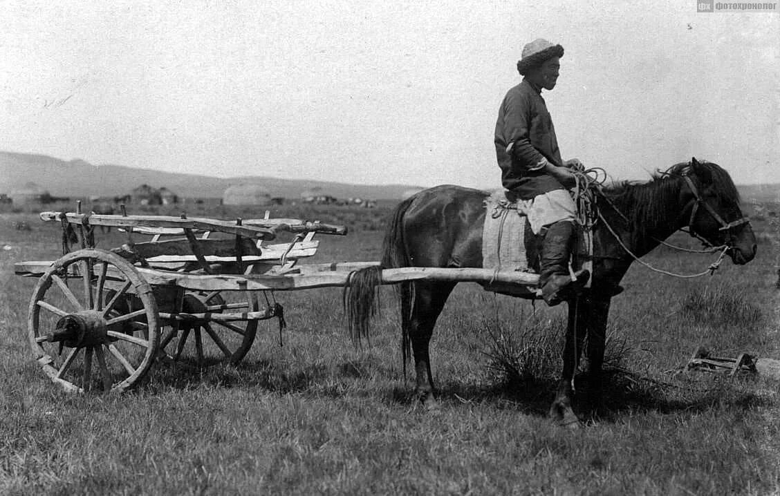 Казахстан 1900. Телега с лошадью. Казахи 1900. Казахская повозка.