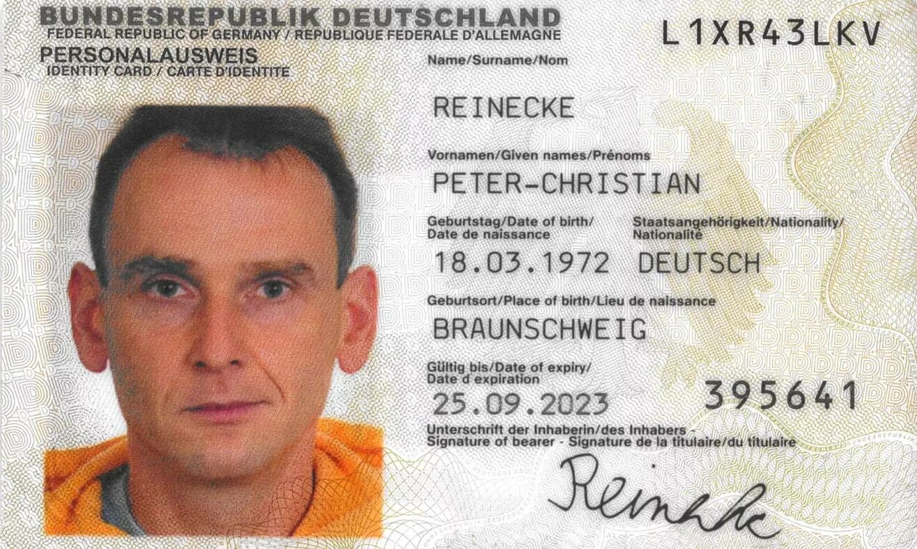 Немецкие имена и фамилии. ID карта Германии. Паспорт Германии. Паспорт гражданина Германии. ID карта гражданина Германии.