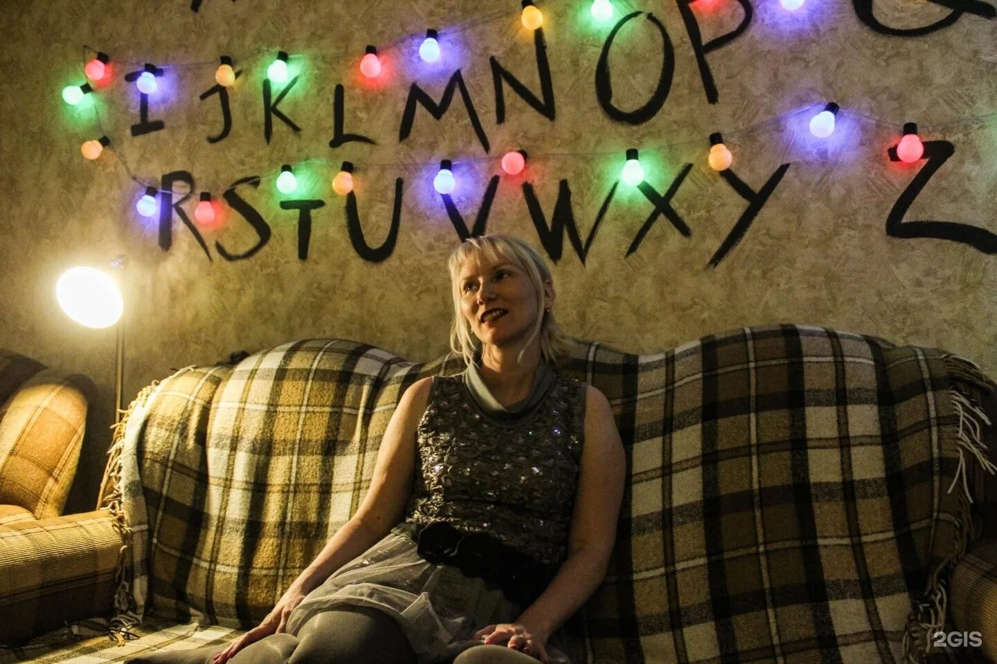 Сериал очень странные дела 2022. Ленина 156 антикафе. Майк очень странные дела 4 сезон. Дастин очень странные дела 4 сезон. Антикафе очень странные дела.