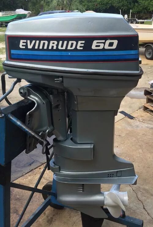 Купить лодочный мотор в приморско. Evinrude e-Tec 60. Лодочный мотор Evinrude 4hp. Лодочный мотор Evinrude 60. Лодочный мотор 60 л.с Evinrude.