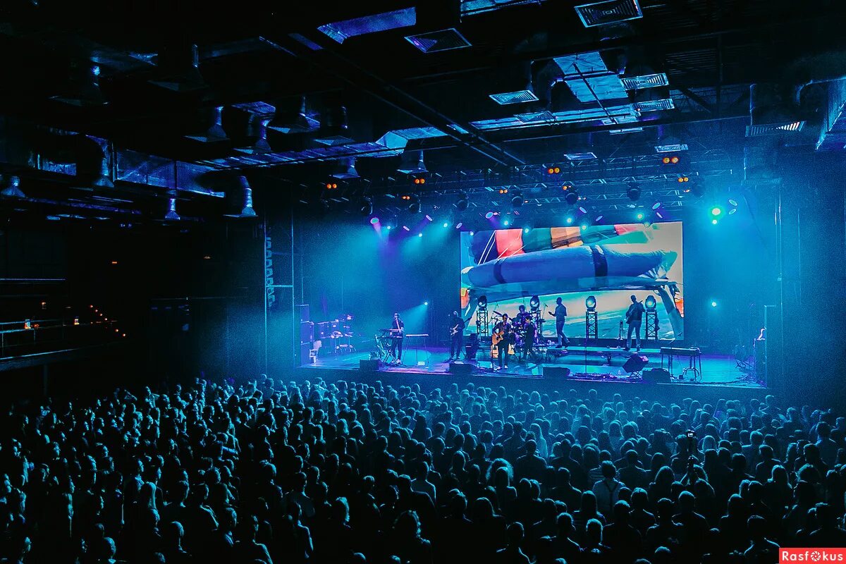 концерт на театральной площади. санкт петербург классика на дворцовой 2022. концерт баста 2020 ледовый дворец. а2 green concert гримерка. где проходят концерты в санкт петербурге.