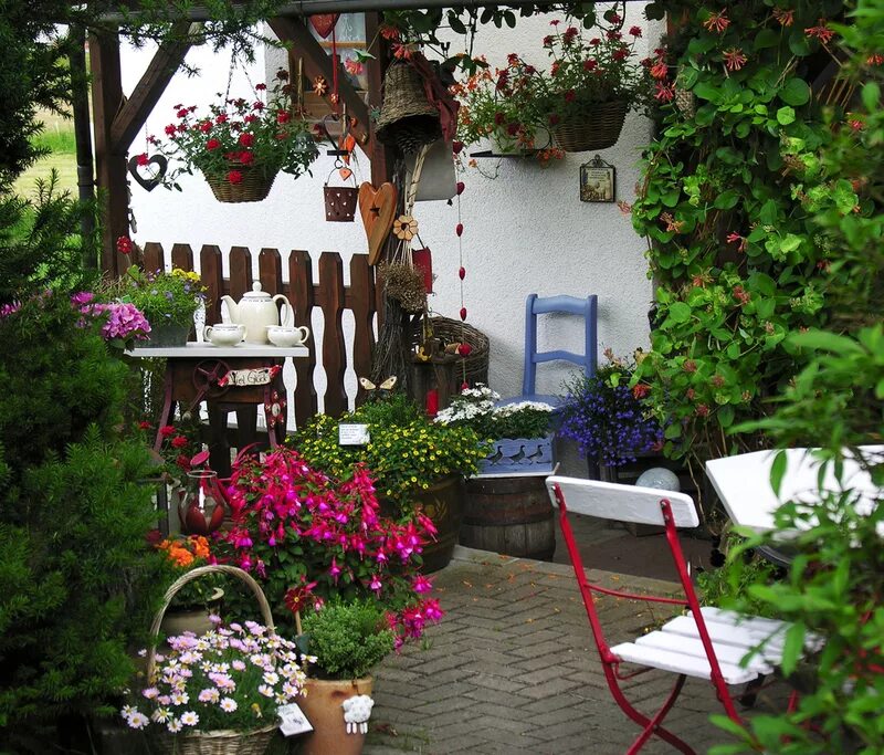 уютные дворики россии. красивые дворики. испано мавританский патио. патио внутренний дворик в италии. лорн хэнкок ландшафтный дизайнер.