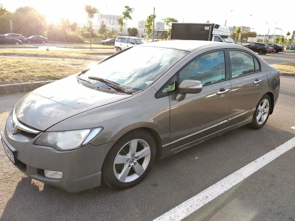 Хонда цивик серая. Honda civic 8 серая. Honda civic 8 серая. Хонда цивик 2008 седан серый. Хонда цивик серый фото.