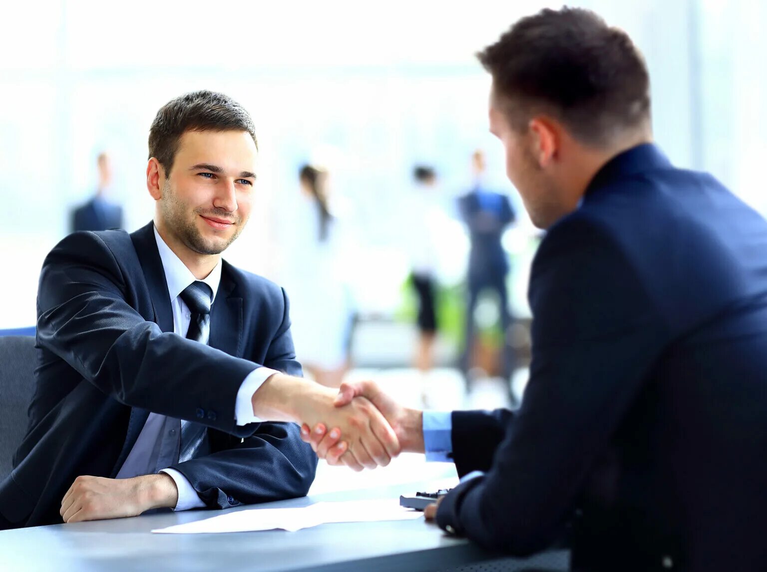 Деловое общение. Сотрудник и клиент. Менеджер и клиент. Работа с клиентами в фирме. Сотрудник и клиент.