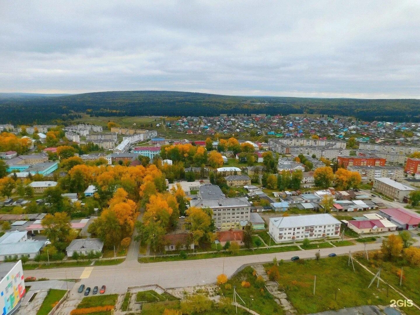 Подслушано горнозаводск в контакте лайф пермский. Горнозаводск Пермский край. Город Горнозаводск Пермский край фото. Горнозаводск достопримечательности. Город Горнозаводск улицы.