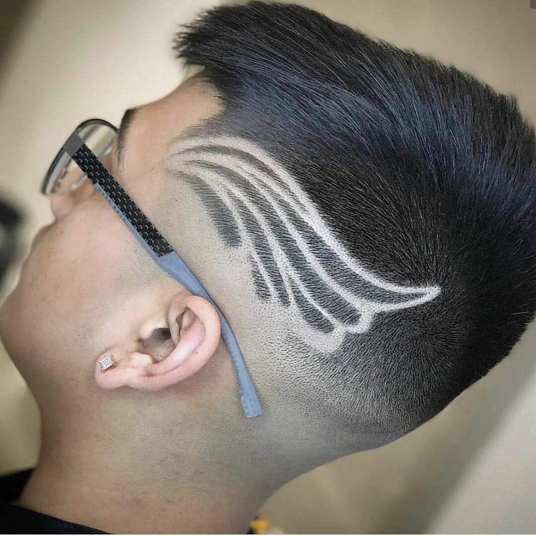 Узоры на прическах для мальчиков. Трафаретное окрашивание волос. Мужская стрижка ножницами. Мужские прически машинкой. Сделать рисунок на волосах.