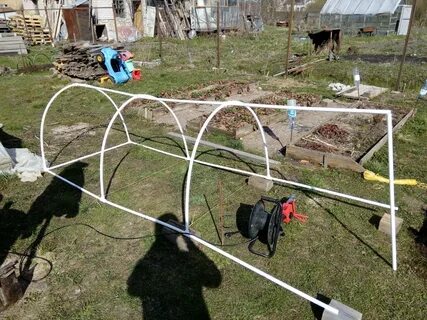 Теплица своими руками из подручных