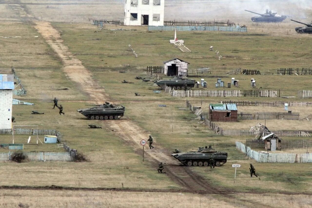 Чебаркульский военный полигон. Цугол полигон. Чебаркуль полигон военный. Телемба полигон. Танковый городок