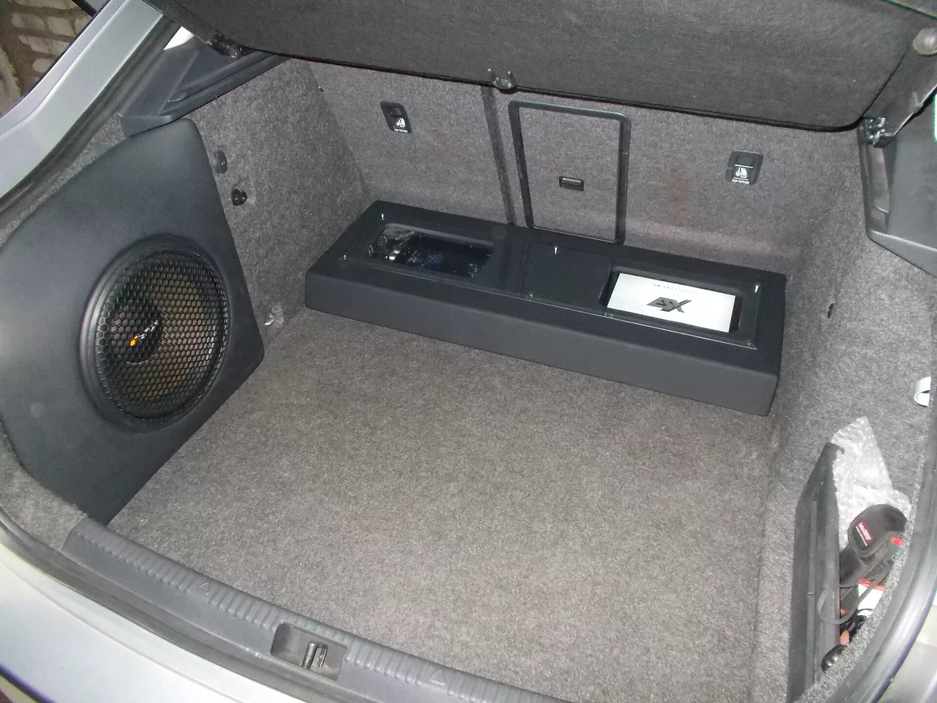 Сабвуфер шкода. Сабвуфер шкода. Сабвуфер шкода. Сабвуфер шкода. Стелс на шкода а5.