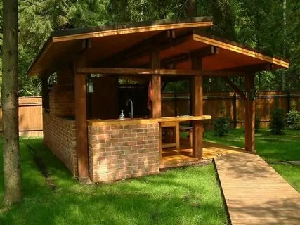 Беседка деревянная для дачи с мангальной зоной
