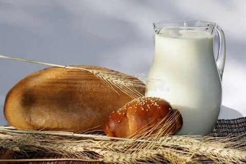Купишь хлеба молока