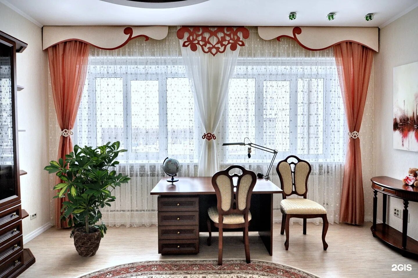 ламбрекен на кухню. ламбрекен на маленькое окно. фото ламбрекенов на окно. фото ламбрекенов на окно. ламбрекены для спальни.