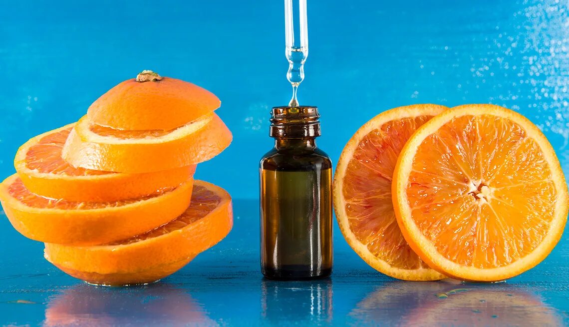Апельсин повышает сахар. Эфирного масла апельсин Essential Oil. Арома масло апельсиновое. Эфирное масло апельсин Эстетика. Апельсины и бутыль.
