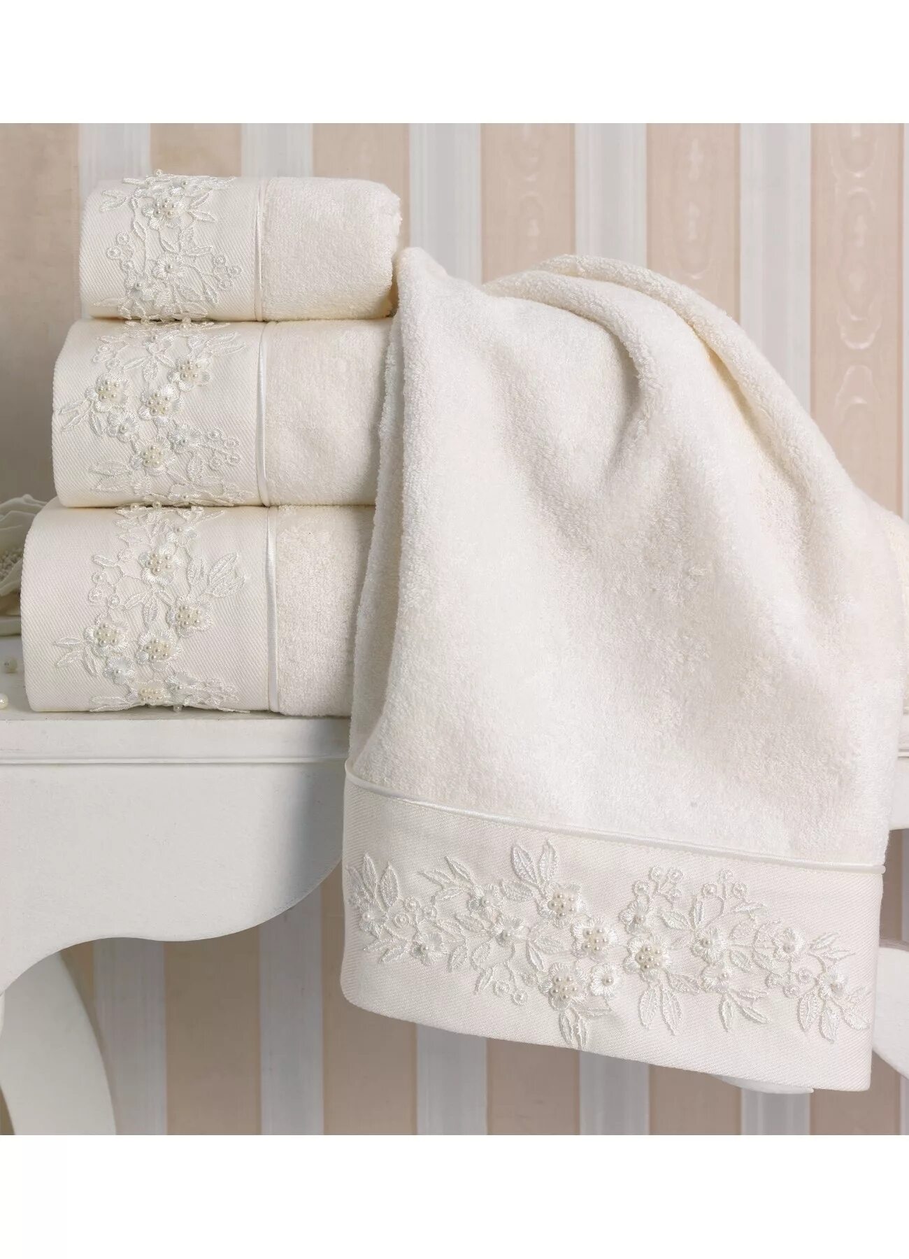 Cotton полотенце. Полотенца софт коттон. Soft Cotton Juliet. Софт коттон полотенца белое. Soft Cotton 1801 белый.