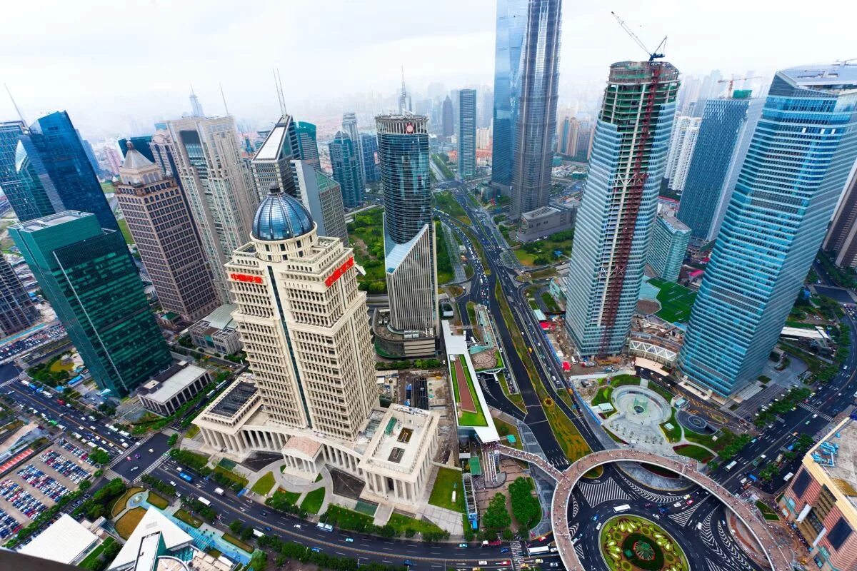 Китай центр города. Хуанпу шанхай. lujiazui шанхай. шанхай сити китай. башня брикс шанхай.