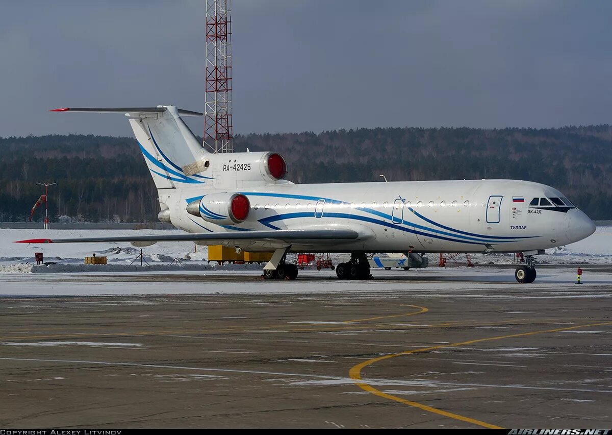 Як 42 Tulpar Air. Як 42 UTAIR. Тулпар Эйр авиакомпания. Авиакомпания Тулпар Казань. Тулпар эйр