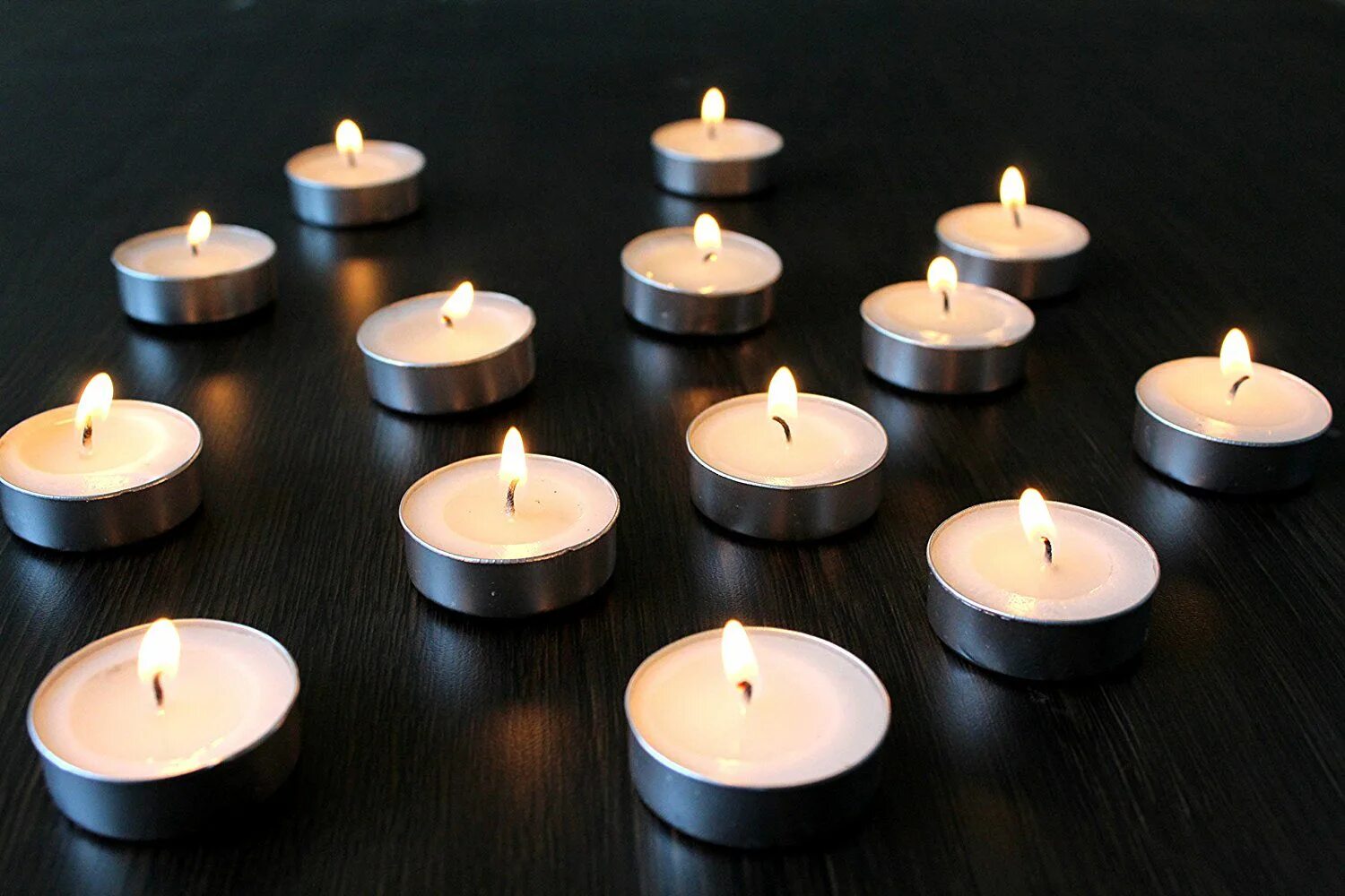 Tealight mum. мини свечки. свеча smokeless candles. мини свечки. плоские свечи.