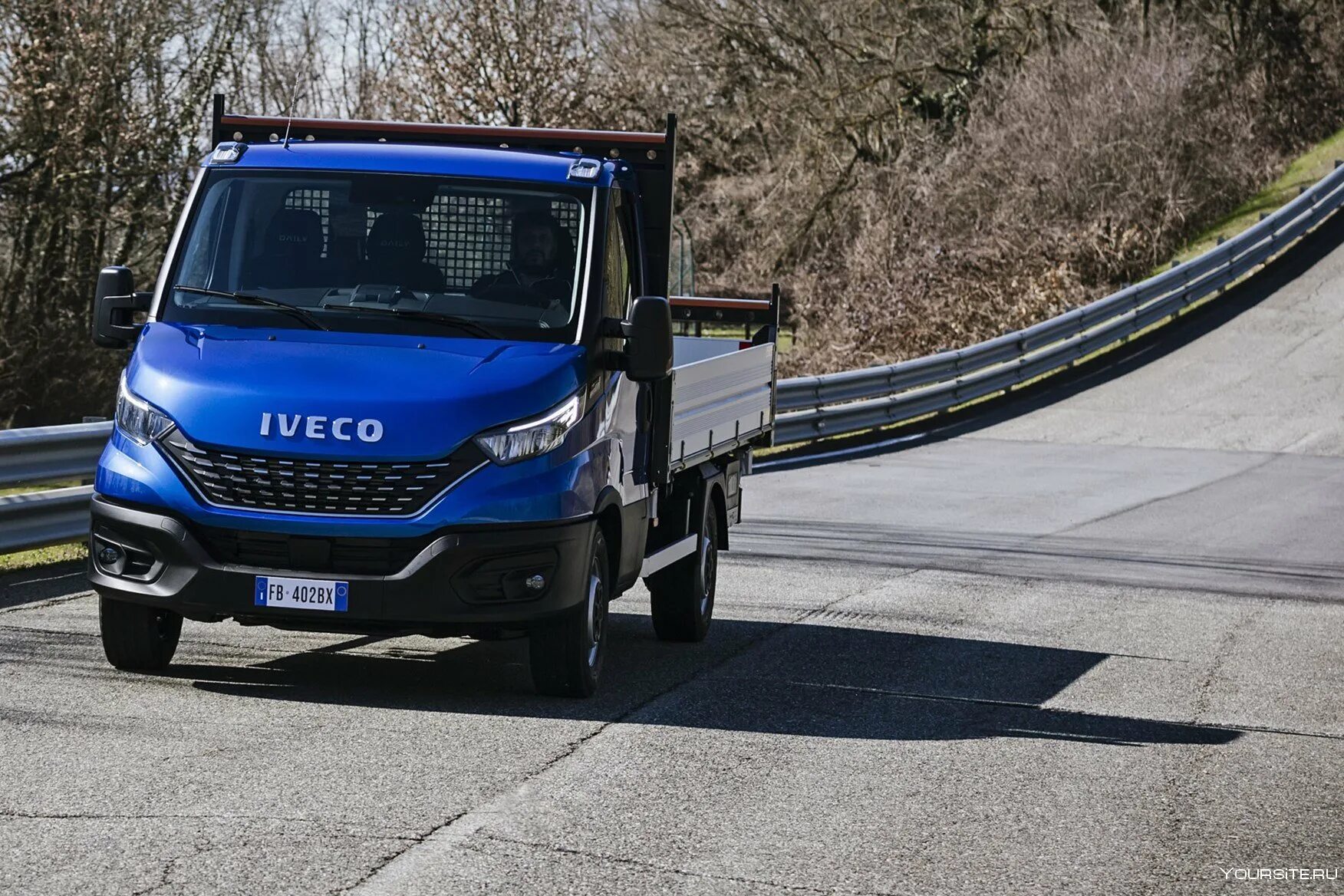 Ивеко дейли 2018. Iveco Daily 2021. Ивеко Дейли фургон 2020. Новый Ивеко Дейли 2021. Ивеко Дейли фургон 2021.