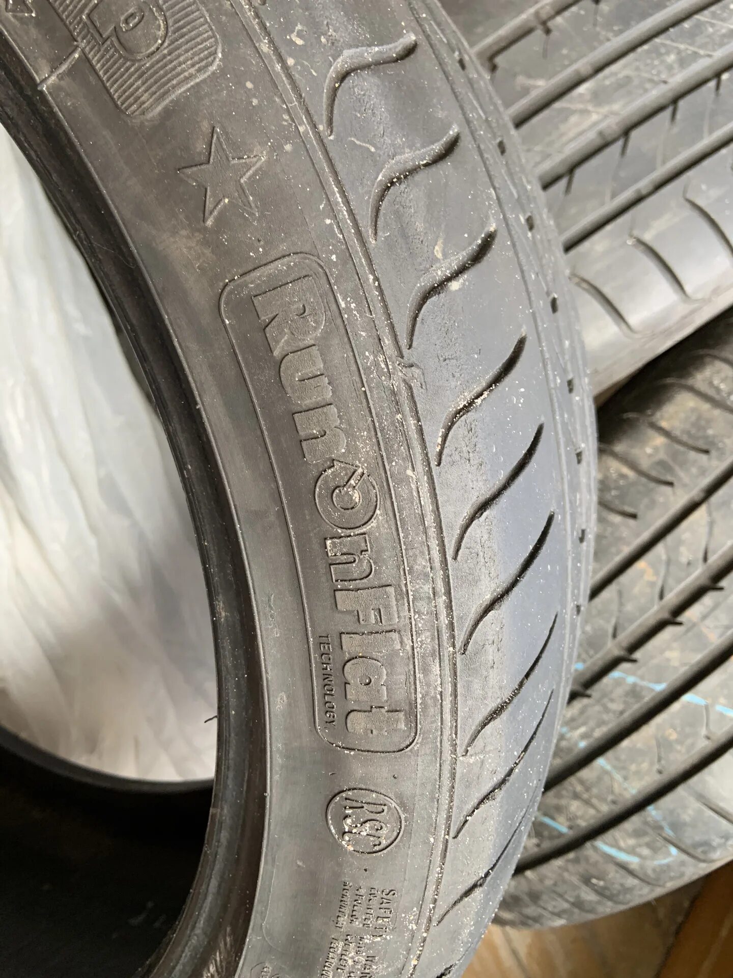 R18 runflat лето. Goodyear EFFICIENTGRIP 225 45 18. Goodyear EFFICIENTGRIP RUNFLAT. Goodyear RUNFLAT r18. Goodyear EFFICIENTGRIP 225 45 18 Run Flat.