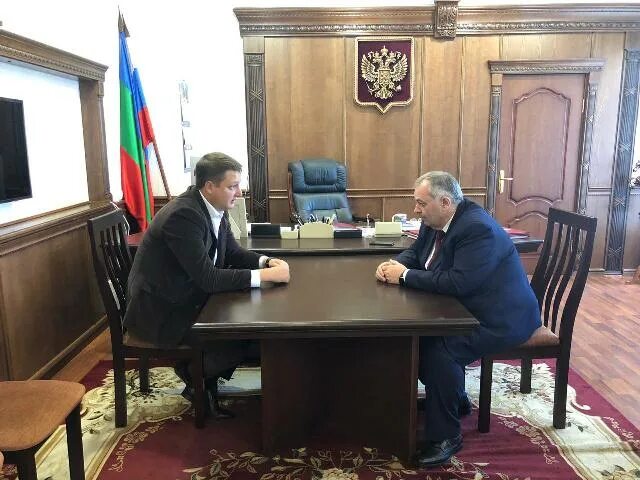 минимущество кчр. минимущества кчр агирбов. министр имущественных и земельных отношений кчр 2012. минимущество кчр. 2013 министр имущественных и земельных отношений кчр.