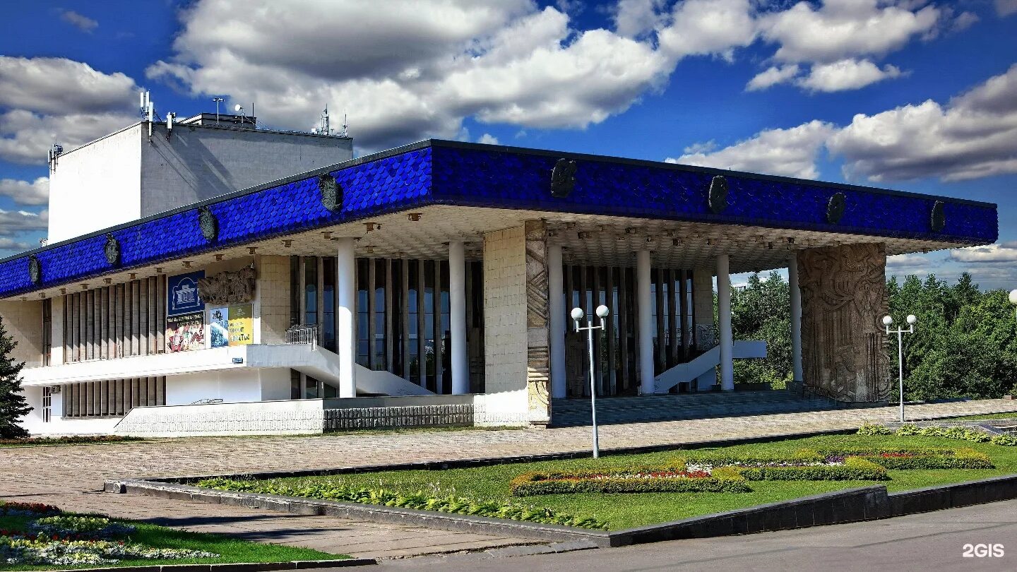 театр русский драм уфа. драматический театр уфа. академический русский драматический театр уфа. государственный академический русский драматический театр уфа.